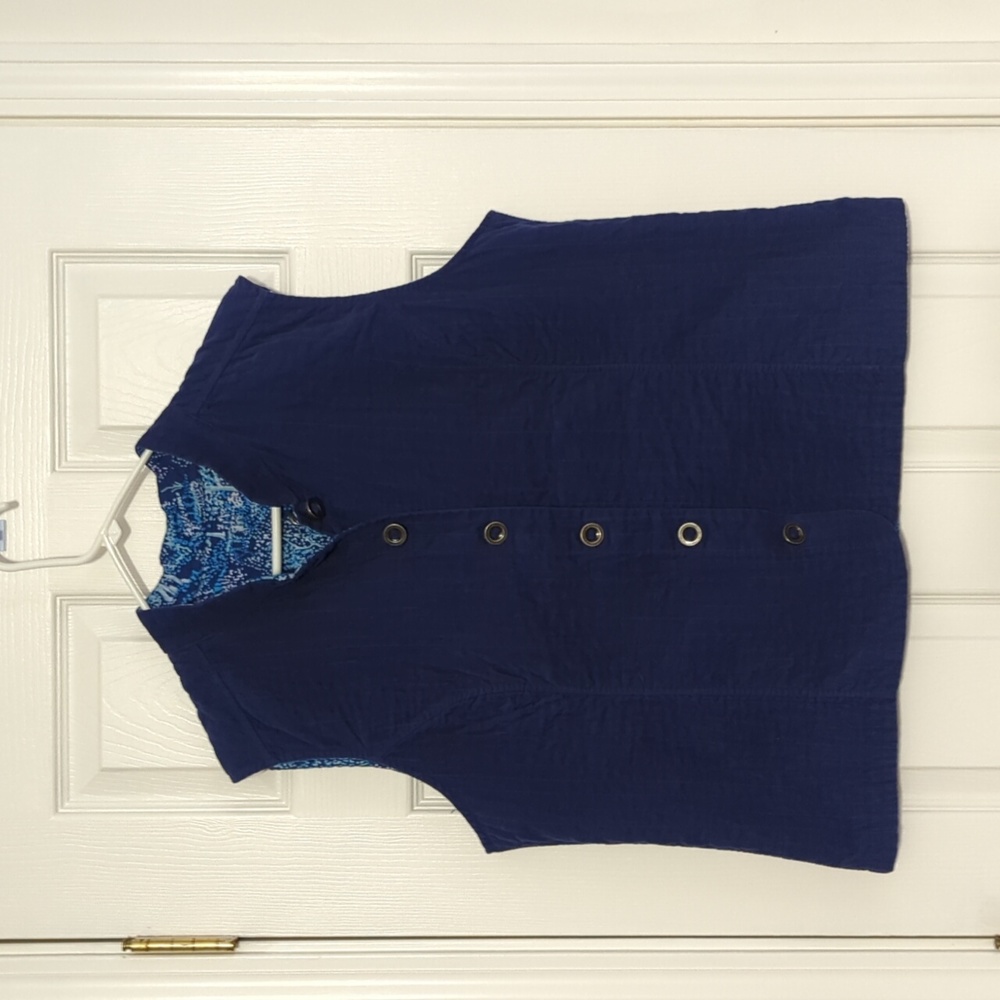 Reversible vest size XL